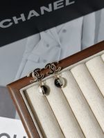 Chanel Black & White Contrast Spherical Faux Pearl Drop Earrings - Image 3
