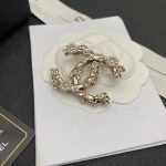 Chanel CC Logo Brooch with Faux Pearls and Zirconia, Real Gold Plated - Image 3
