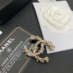 Chanel CC Logo Brooch with Faux Pearls and Zirconia, Real Gold Plated - Image 4