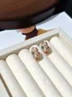 CHAUMET Torsade de Chaumet Collection Two-Tone Twisted Rope Diamond Hoop Earrings - Image 5