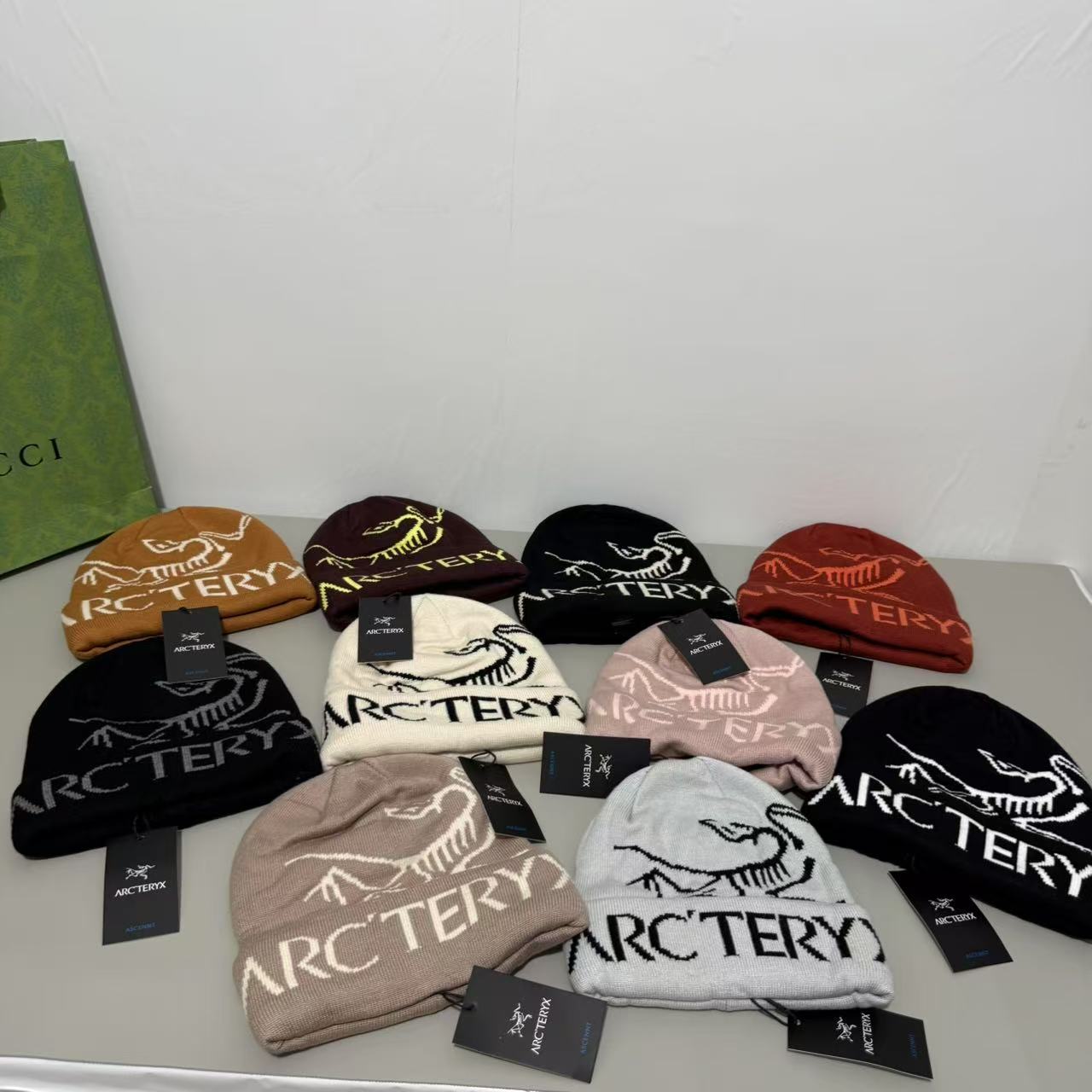 wsxc1789923564749_19 Arc'teryx Warm Knit Beanie, Classic Logo Jacquard Wool Hat, Multiple Colors Available - Image 1