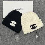 Chanel Chunky Knit Beanie with 3D CC Logo – Minimalist, Chic & Comfortable – Unisex