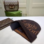 Louis Vuitton Signature Script Cashmere Knit Beanie - Image 9