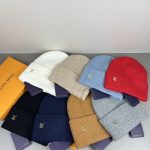 Louis Vuitton Classic Knit Beanie, Warm Winter Cuff Hat with Metal LV Logo, Unisex Luxury Streetwear (Multiple Colors)