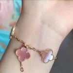 VCA Natural Mother of Pearl Alhambra Jewelry Necklace/Bracelet （ Pink&Gold Tone / White&Silver Tone.） - Image 11