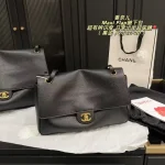 Chanel Flap Bag in Caviar Leather with Gold Hardware (without box) - Image 4