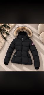 Canada Goose Women's Black Hooded Parka Down Jacket (with Fur Trim) - Image 6